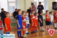 Новогодний праздник для наших юных футболистов в г. Саратове